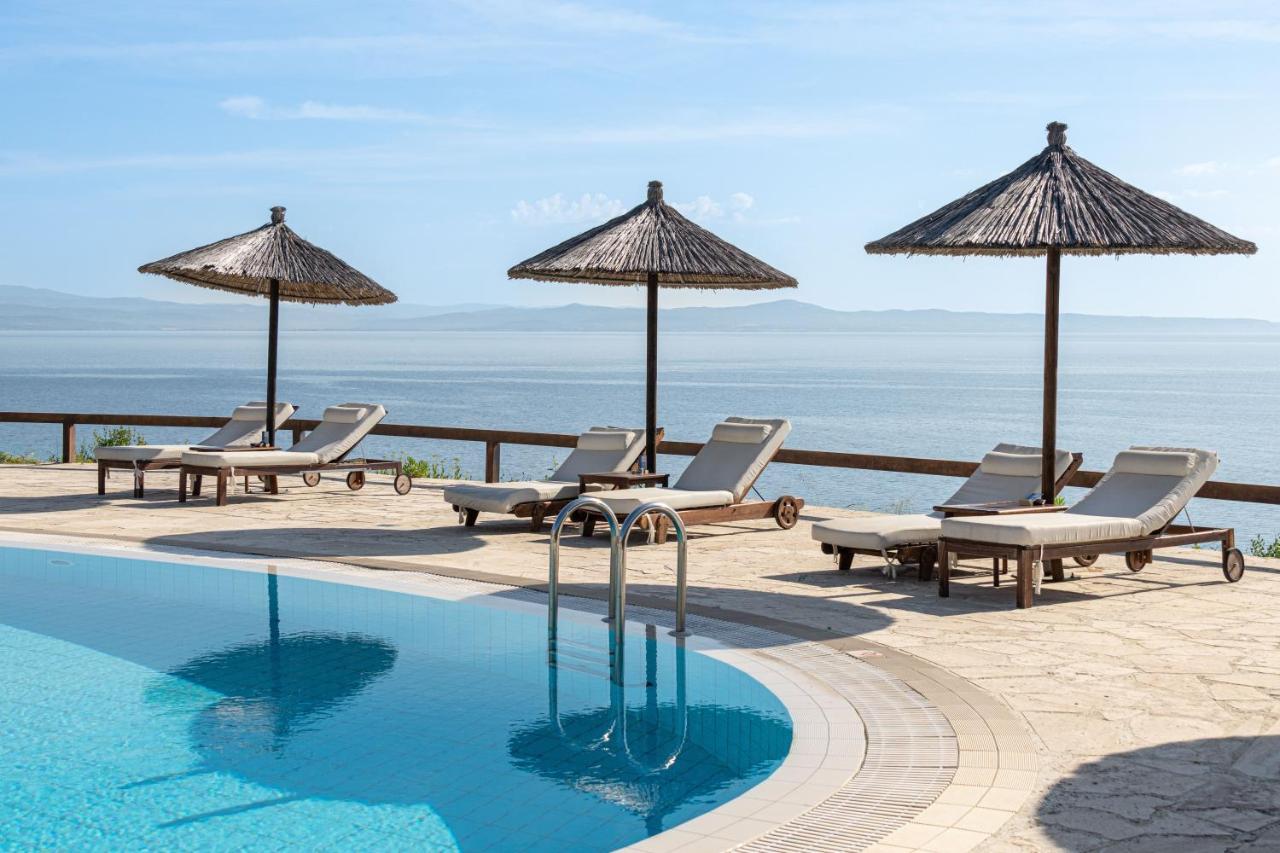 Blue Bay Halkidiki Hotel Afytos Exterior photo