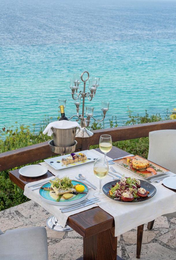 Blue Bay Halkidiki Hotel Afytos Exterior photo