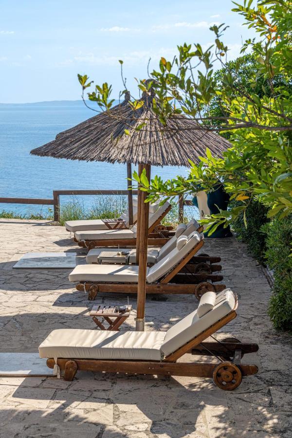 Blue Bay Halkidiki Hotel Afytos Exterior photo