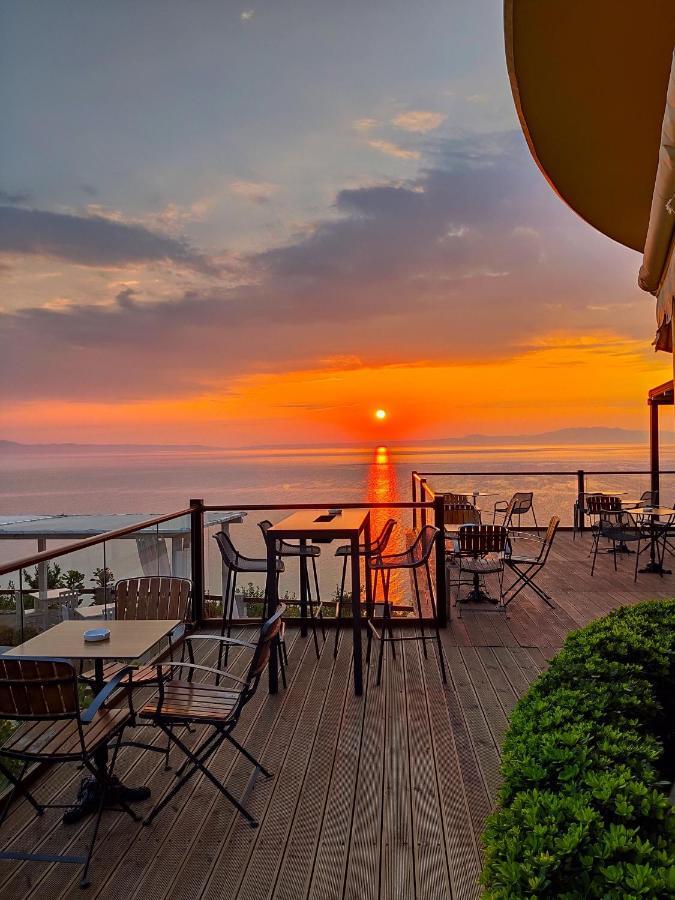 Blue Bay Halkidiki Hotel Afytos Exterior photo