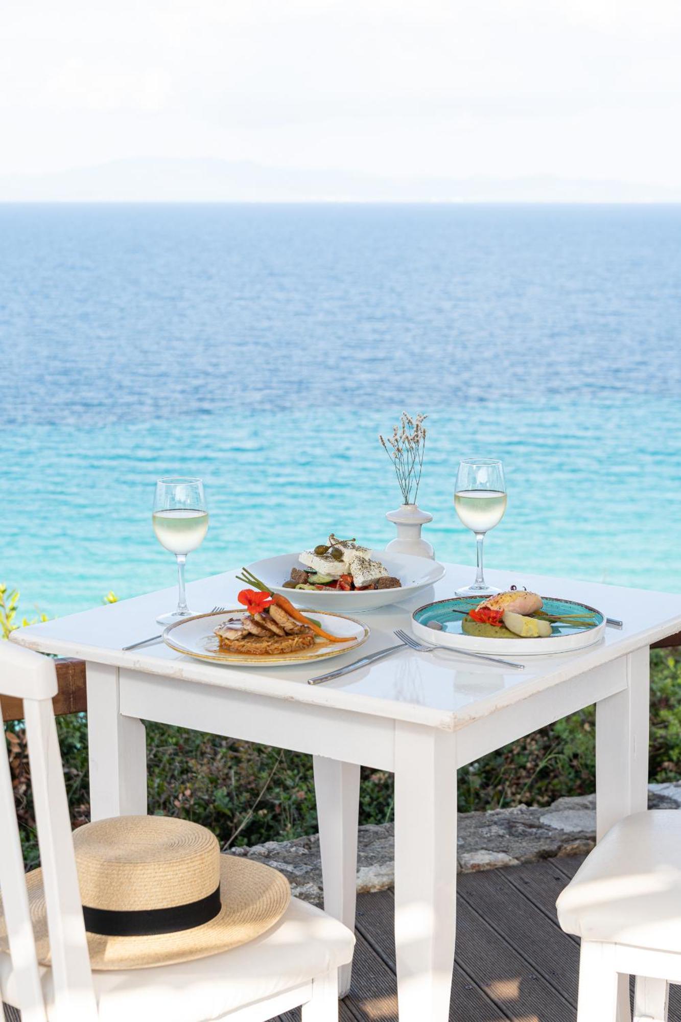 Blue Bay Halkidiki Hotel Afytos Exterior photo