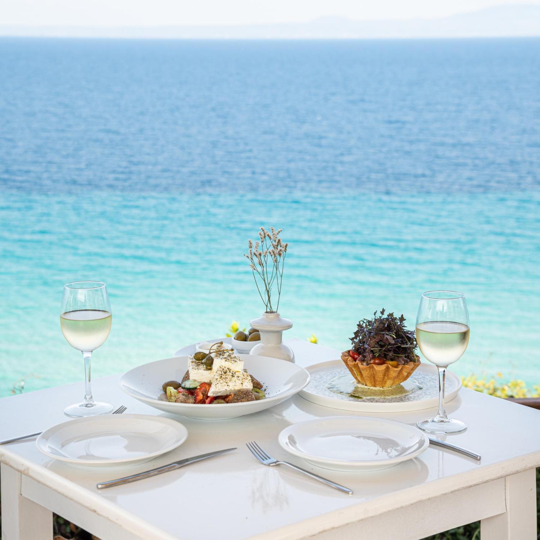 Blue Bay Halkidiki Hotel Afytos Exterior photo
