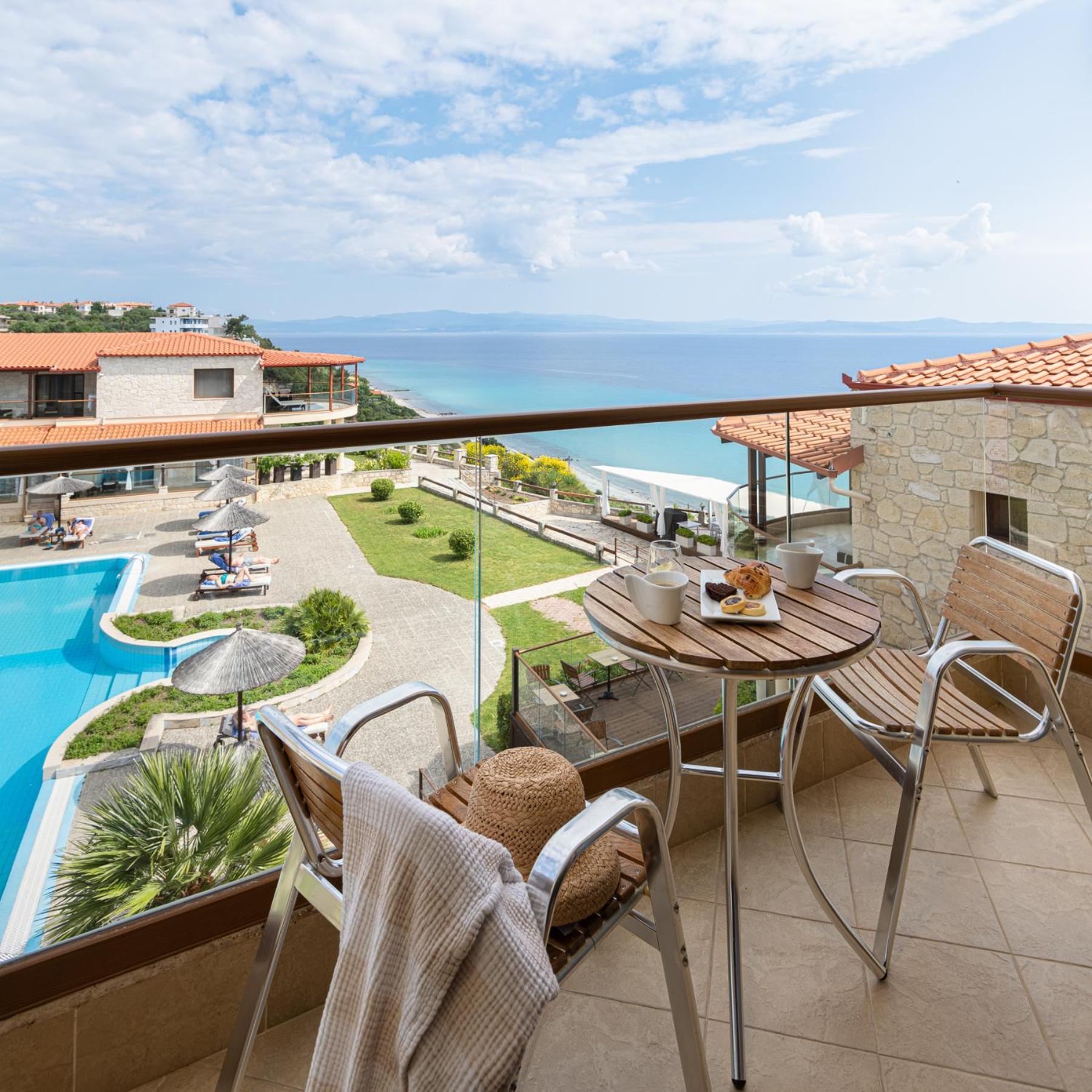 Blue Bay Halkidiki Hotel Afytos Exterior photo